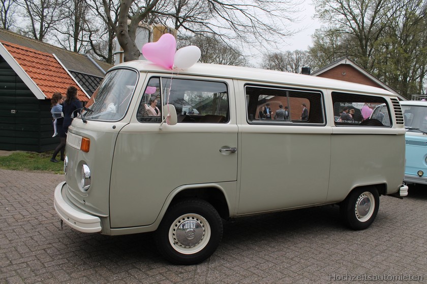 Grijs VW busje